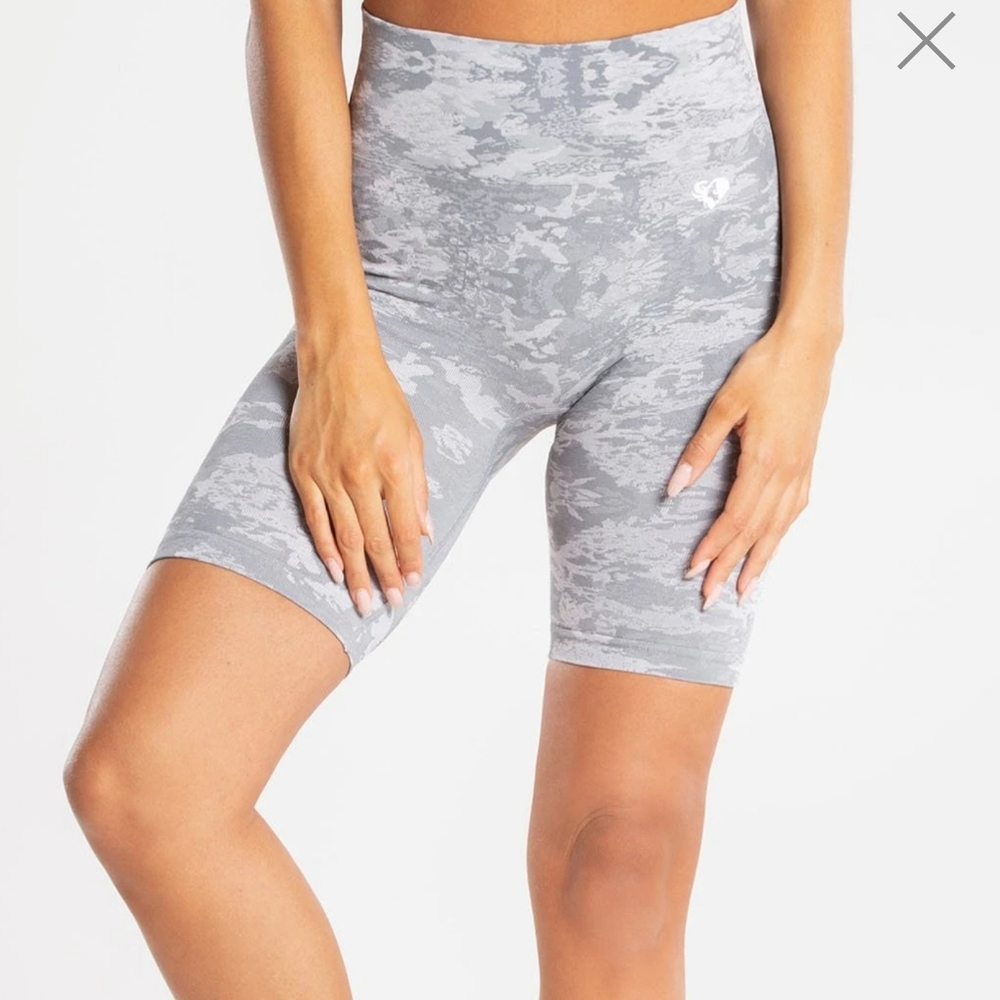 Women's Best biker shorts